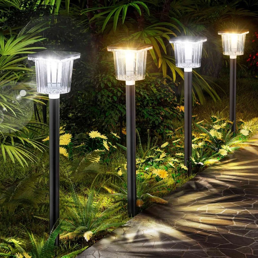Leveraging 2025 Solar Incentives for Garden Pathway Lights