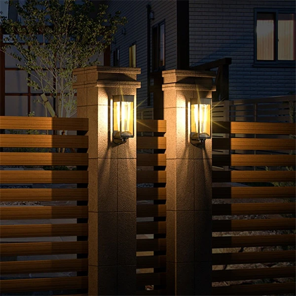 solar wall light
